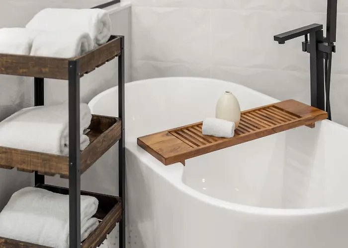 Holiday home Modern Cactus - Luxe With Spa-baths Pool & Firepit