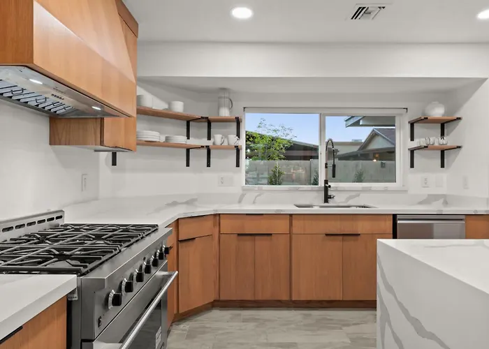Holiday home Modern Cactus - Luxe With Spa-baths Pool & Firepit *